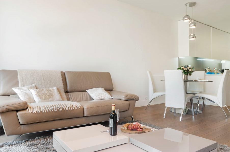 Two Bedroom Luxury Apartment - Balcony With View Of Notre Dame Париж Екстериор снимка