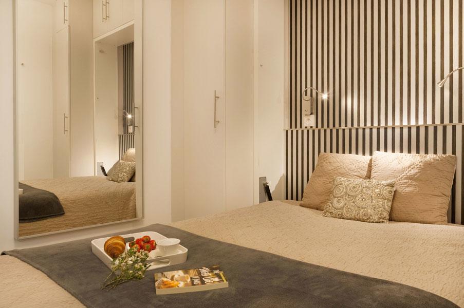 Two Bedroom Luxury Apartment - Balcony With View Of Notre Dame Париж Екстериор снимка