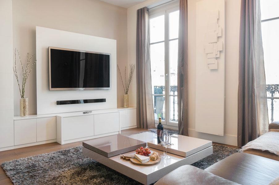 Two Bedroom Luxury Apartment - Balcony With View Of Notre Dame Париж Екстериор снимка