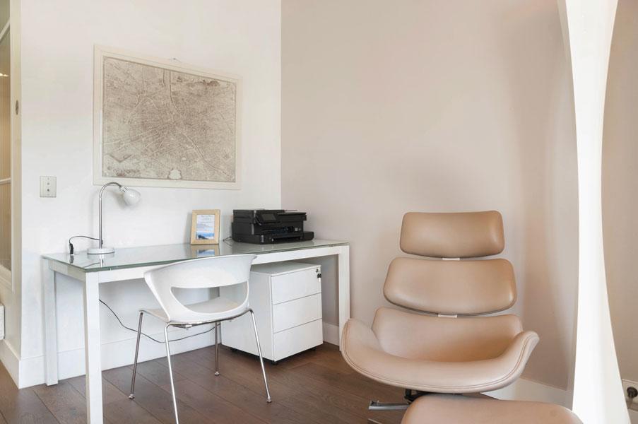 Two Bedroom Luxury Apartment - Balcony With View Of Notre Dame Париж Екстериор снимка