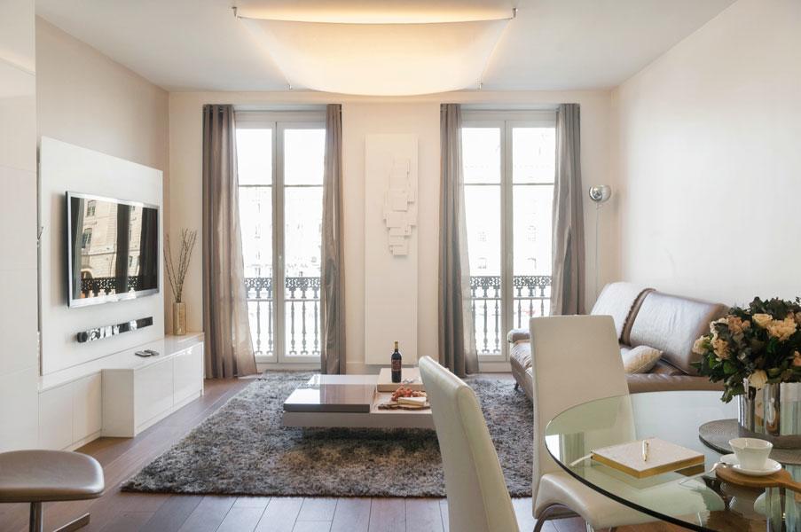 Two Bedroom Luxury Apartment - Balcony With View Of Notre Dame Париж Екстериор снимка